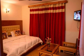 Ambika Bliss, Manali